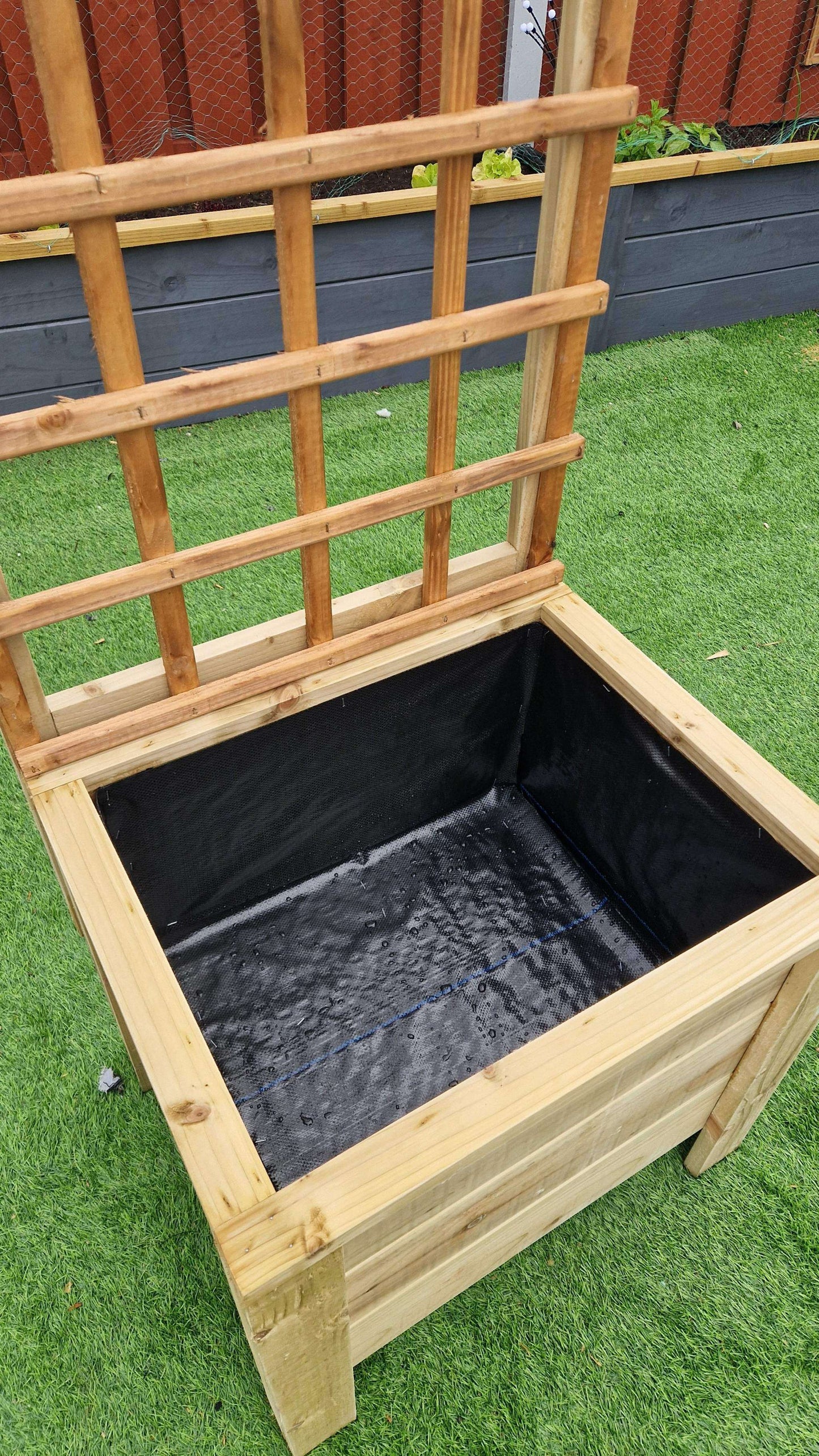 Handcrafted Wooden Planter with Trellis – Ideal for Climbing Plants